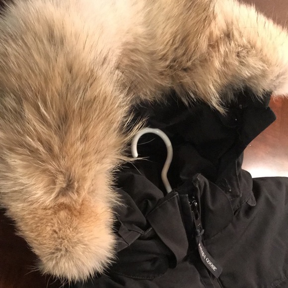 CANADA GOOSE PARKA - Picture 2 of 7